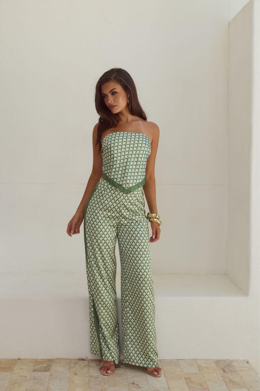 Milani Set by Seven Wonders - Image 2